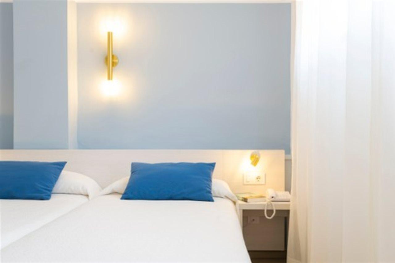 Flor Los Almendros Hotel Peguera Ngoại thất bức ảnh