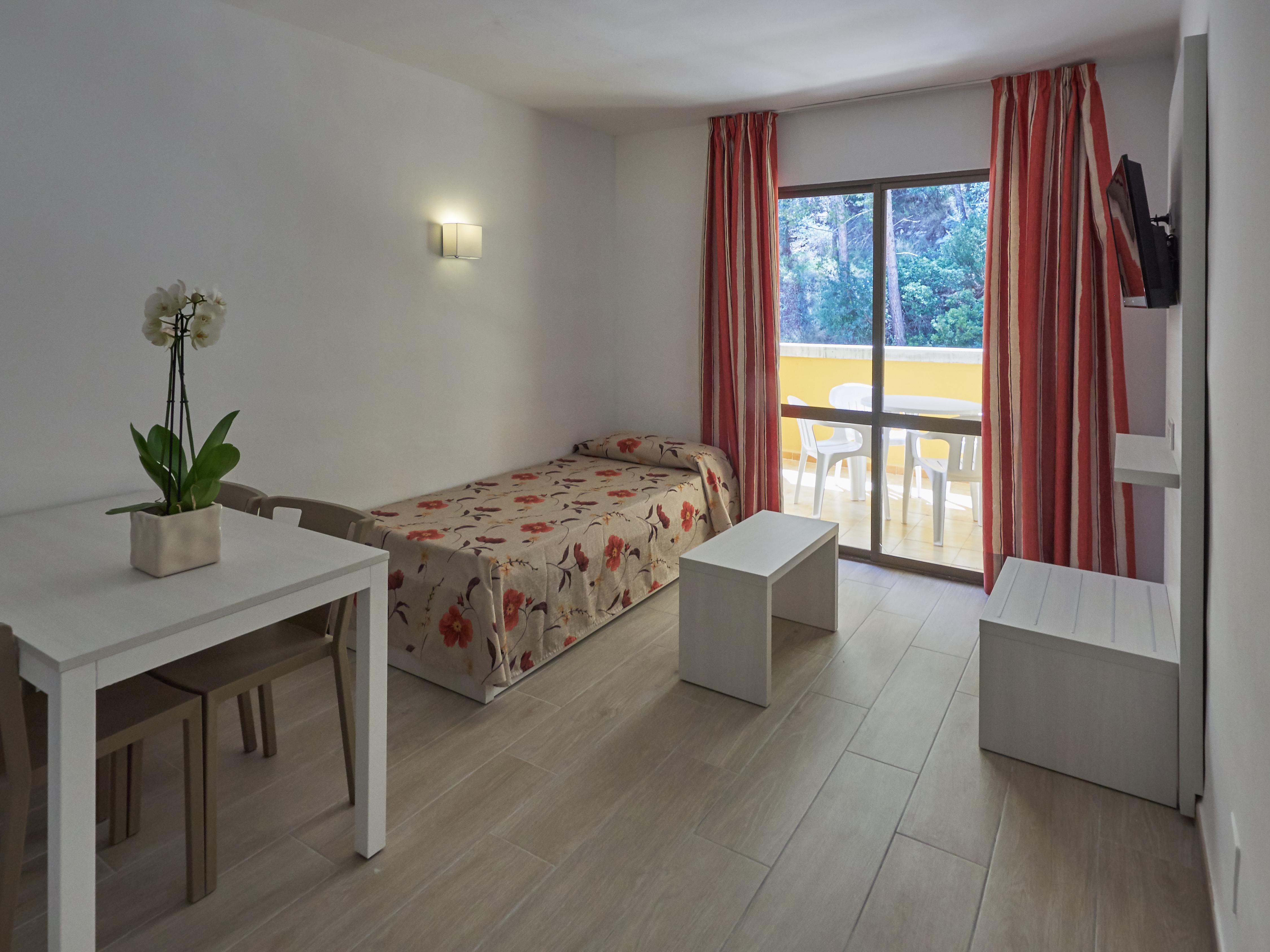 Flor Los Almendros Hotel Peguera Ngoại thất bức ảnh