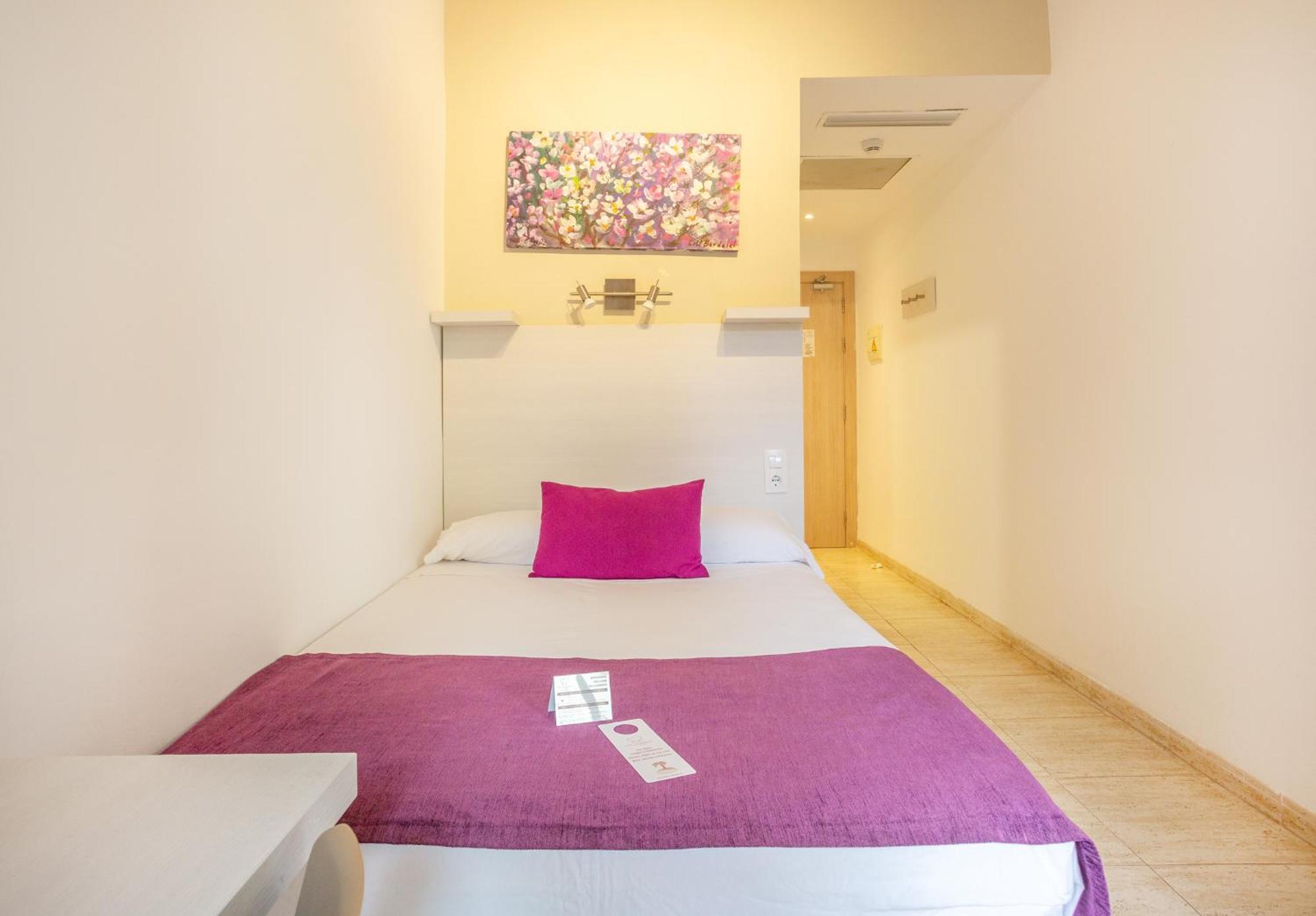 Flor Los Almendros Hotel Peguera Ngoại thất bức ảnh