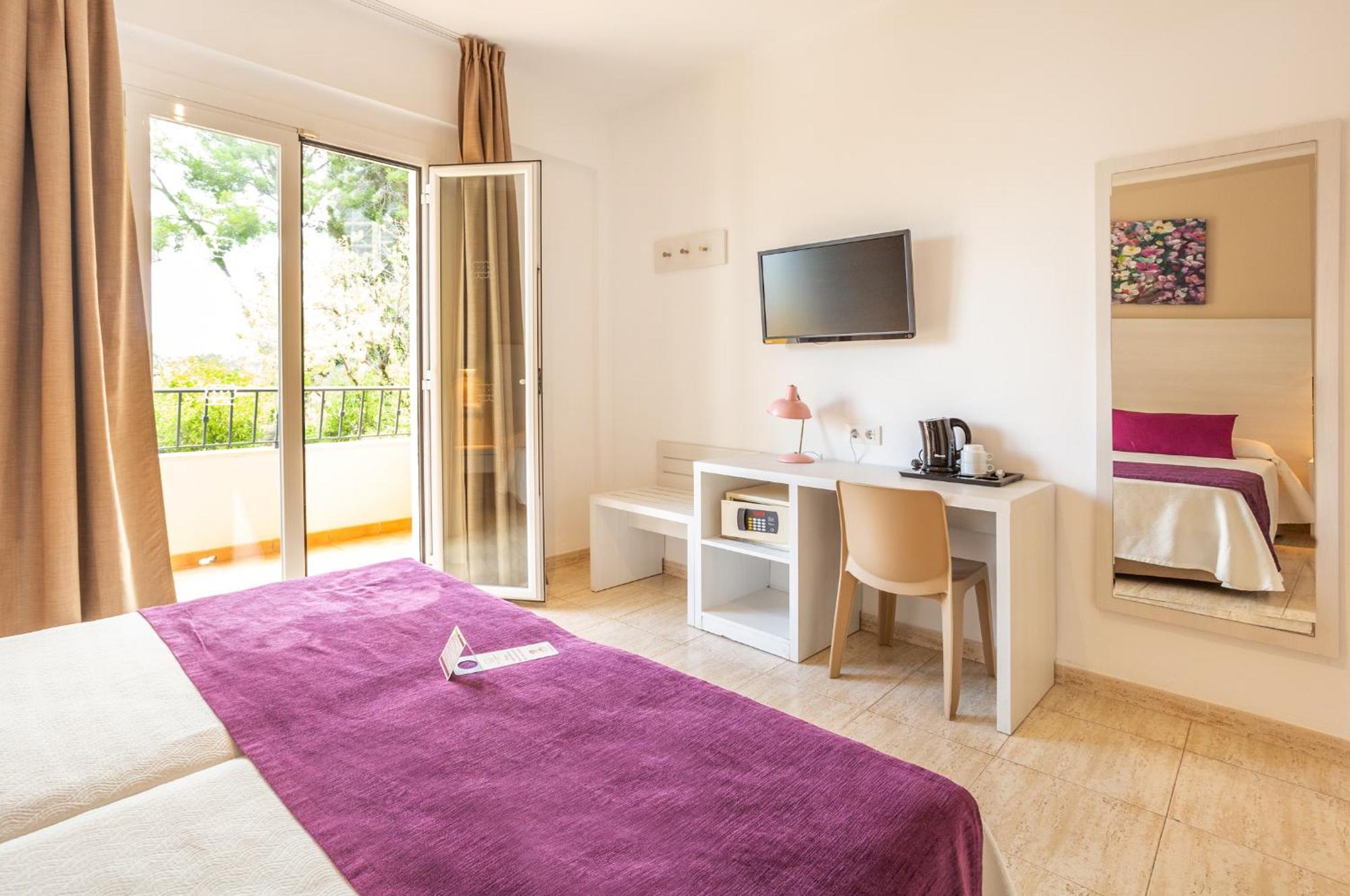 Flor Los Almendros Hotel Peguera Ngoại thất bức ảnh
